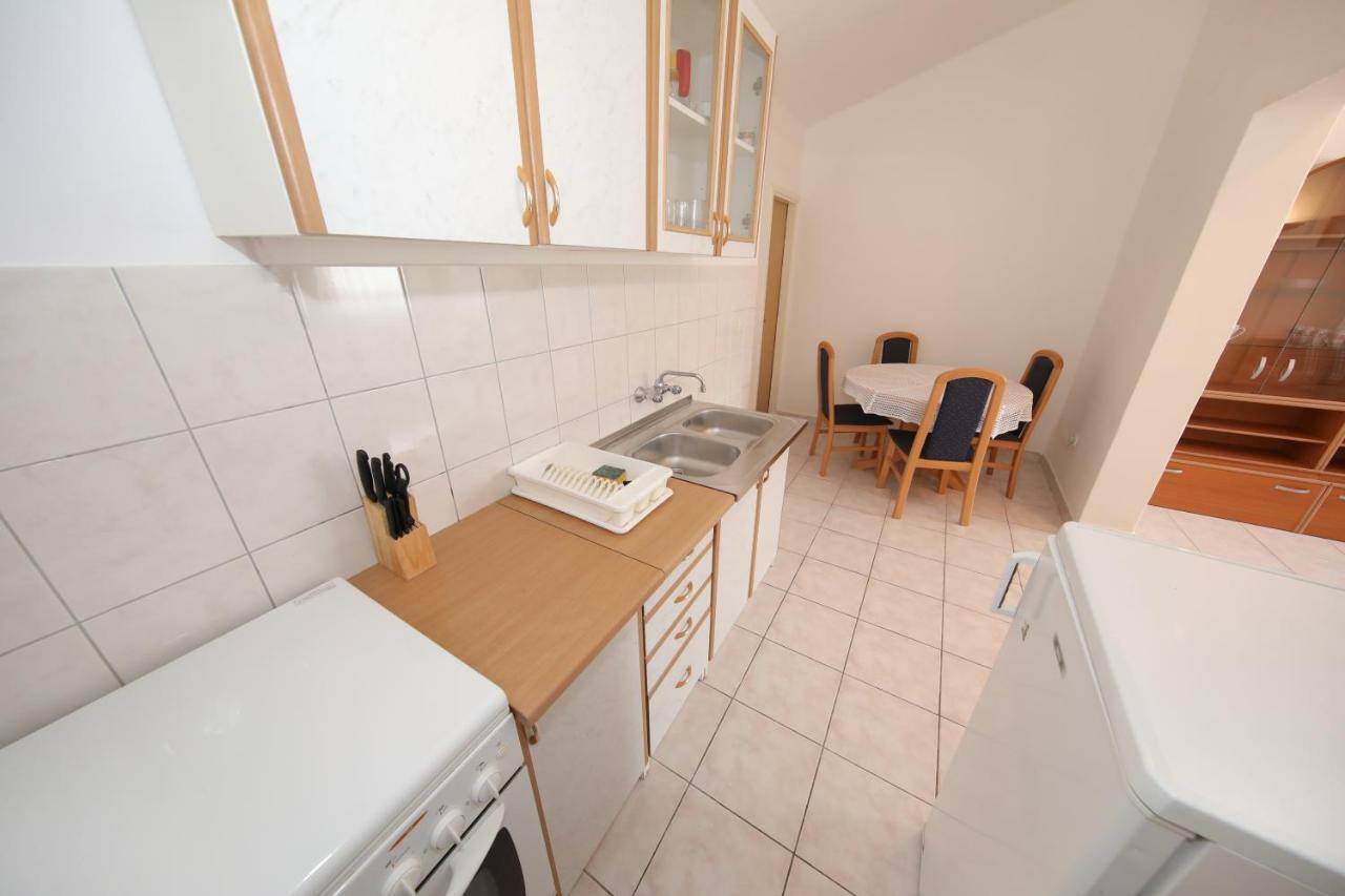 Apartment Marica Spadina Tisno Exterior photo
